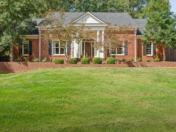 1161 Oak River Rd, Memphis, TN 38120