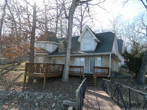 2nd image of 129 Summit View Cir