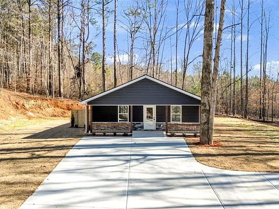 3rd image of 550 Harmon Rd