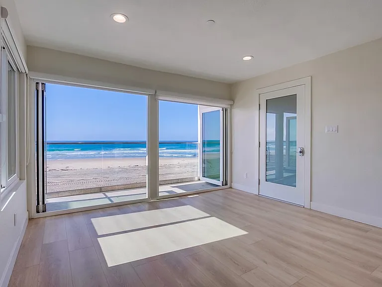 3449 Ocean Front Walk #2 — Photo 1