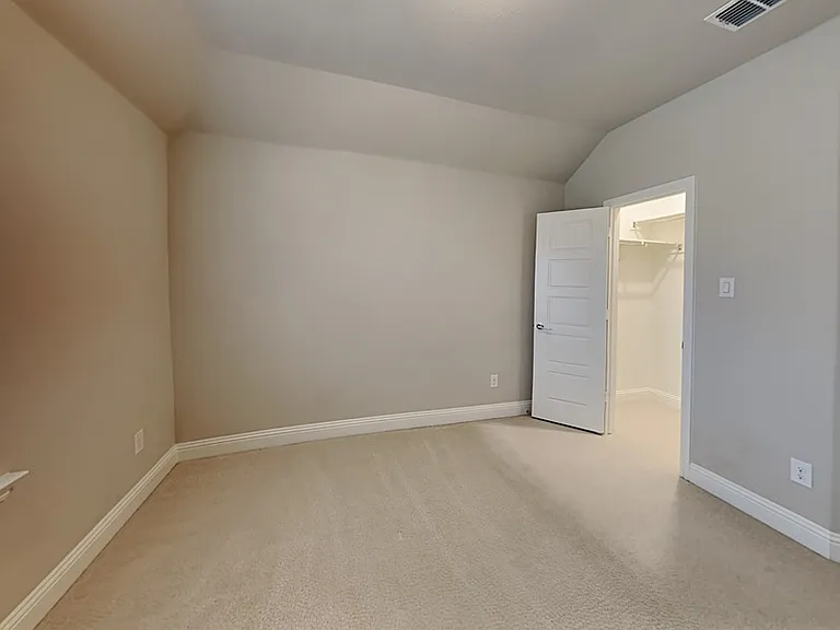 8262 Ottowa Rdg — Photo 11