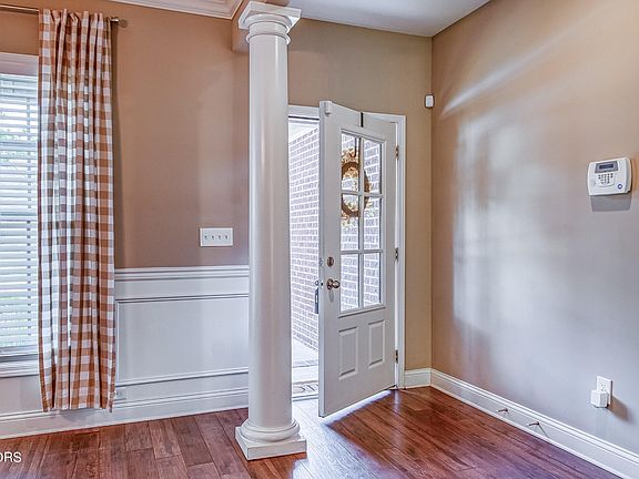 5th image of 1139 Westland Gardens Blvd