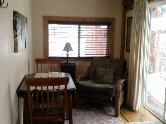 4th image of 1009 Alder St #1