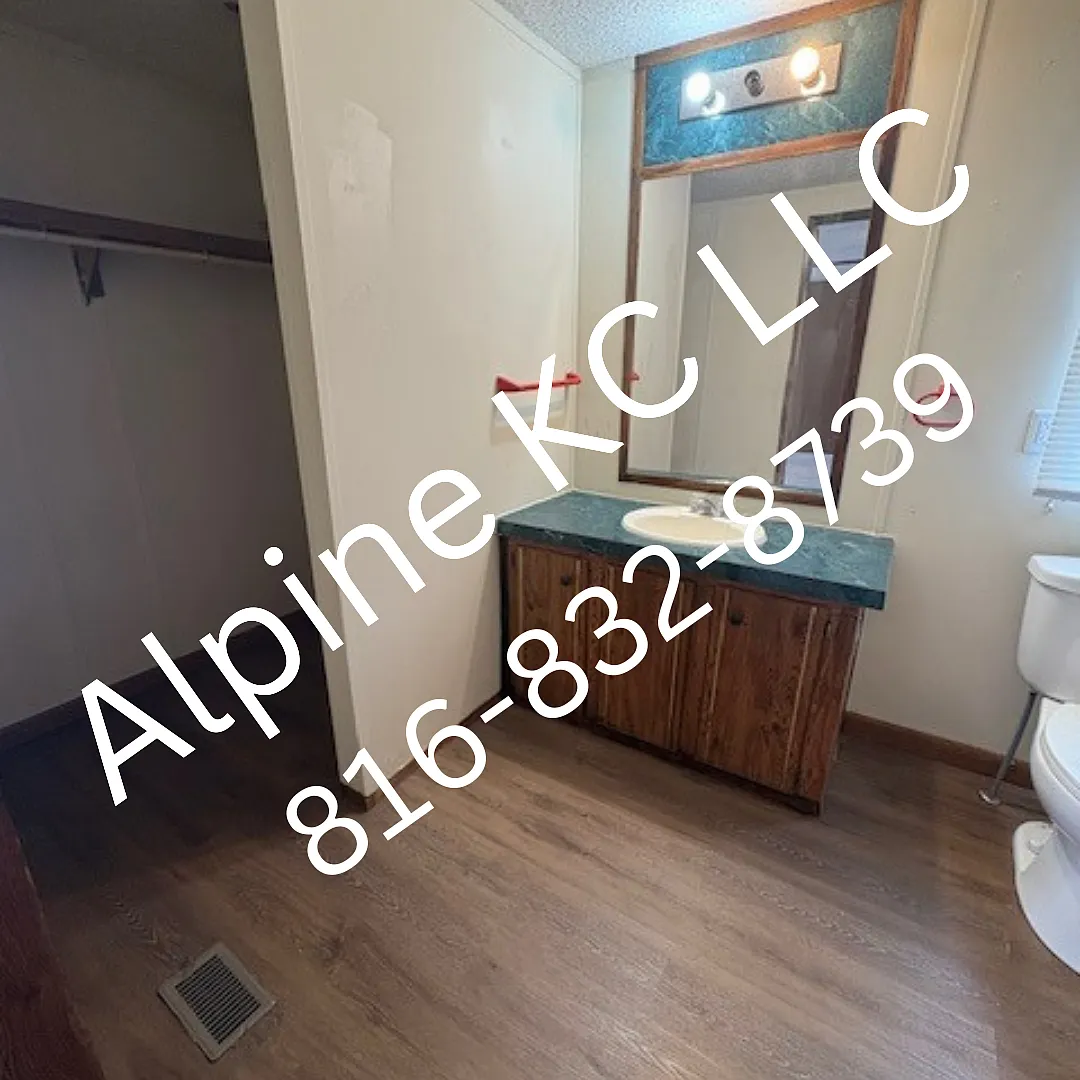 3 bed, 1000 sqft, $975 — Photo 3