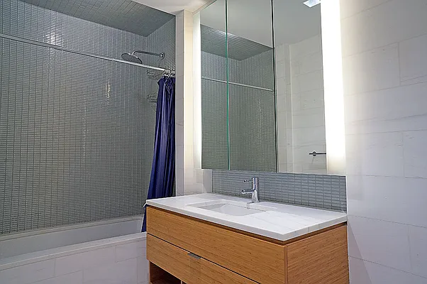 Rented by Level Group | media 4