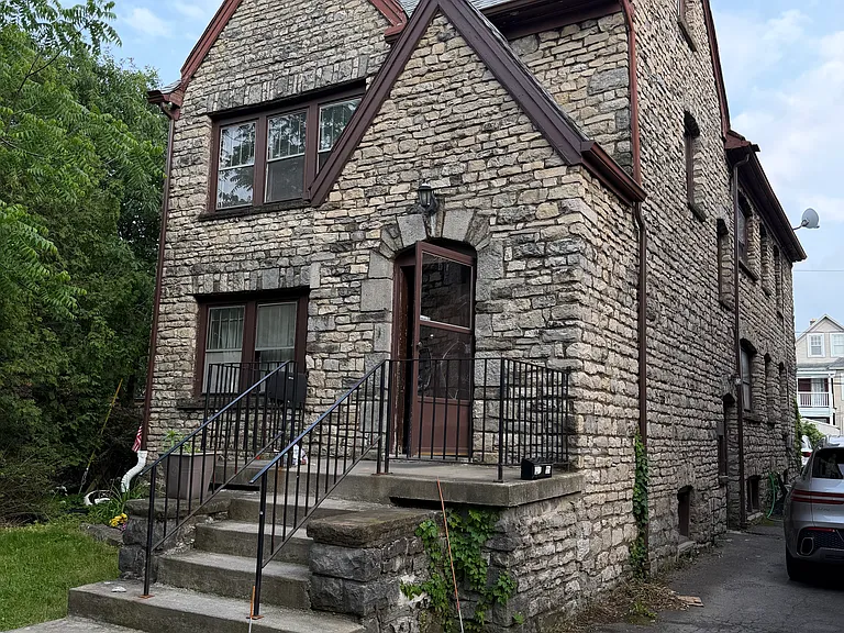 97 Rand Ave — Photo 1
