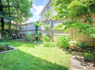 67 Prentiss St #3, Cambridge, MA 02140