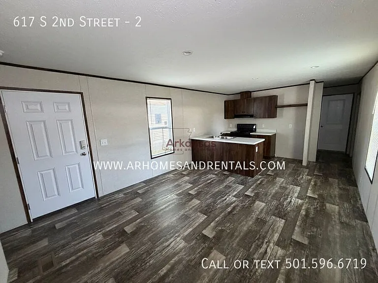 617 S 2nd St #2 — Photo 2