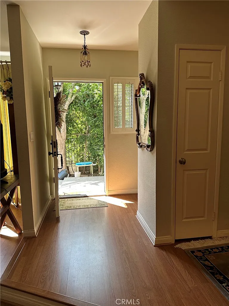 2 bed, 1436 sqft, $3,600 — Photo 4