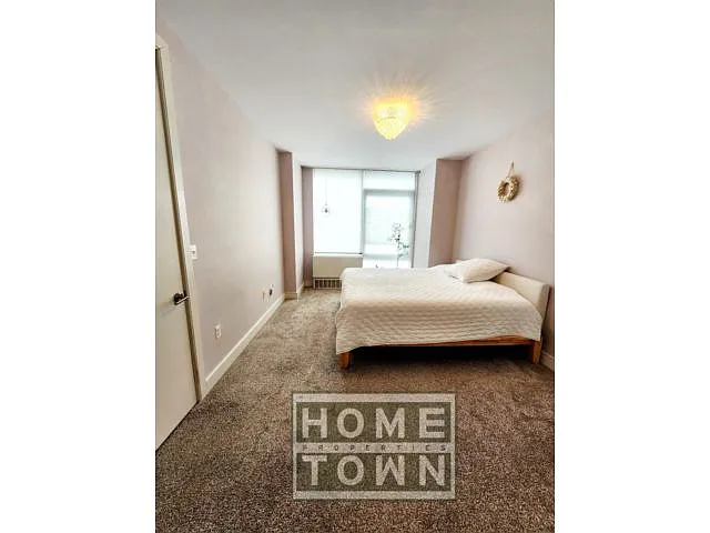 Building Photo - 110 Neptune Ave #3H