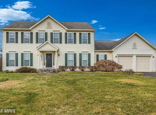 16920 Hillard St, Poolesville, MD 20837