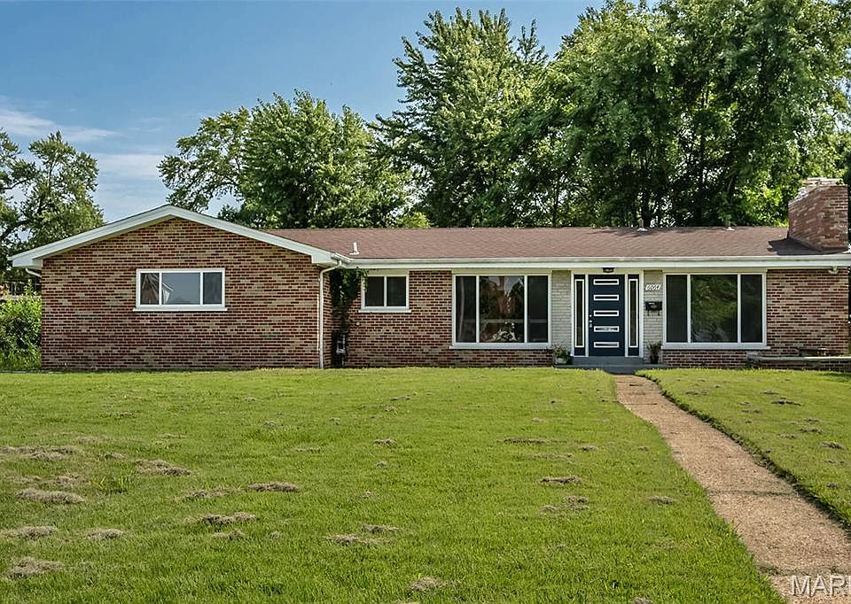 1st image of 6064 W Cabanne Pl