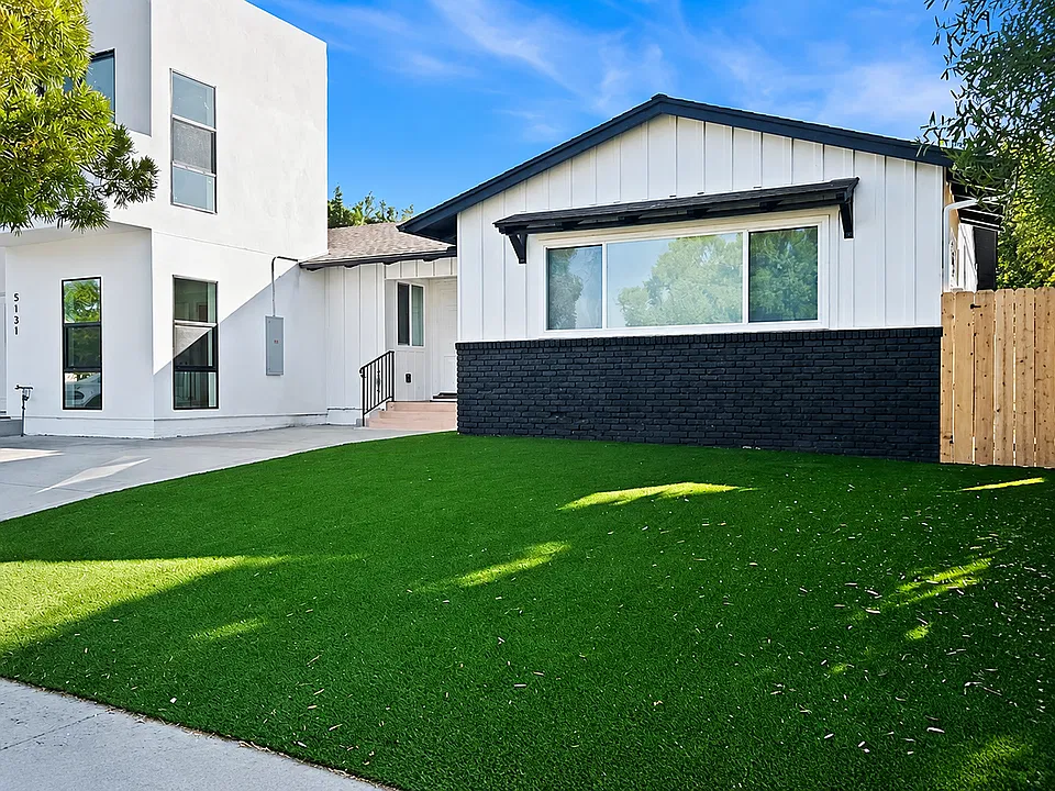 5129-5131 Remington Rd.