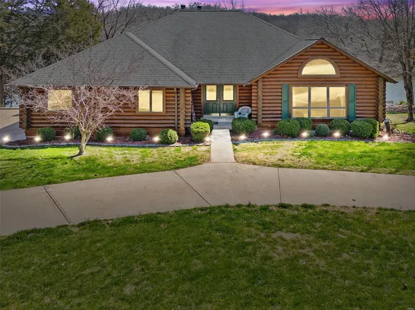 10442 Lake Crest Dr, Hillsboro, MO 63050