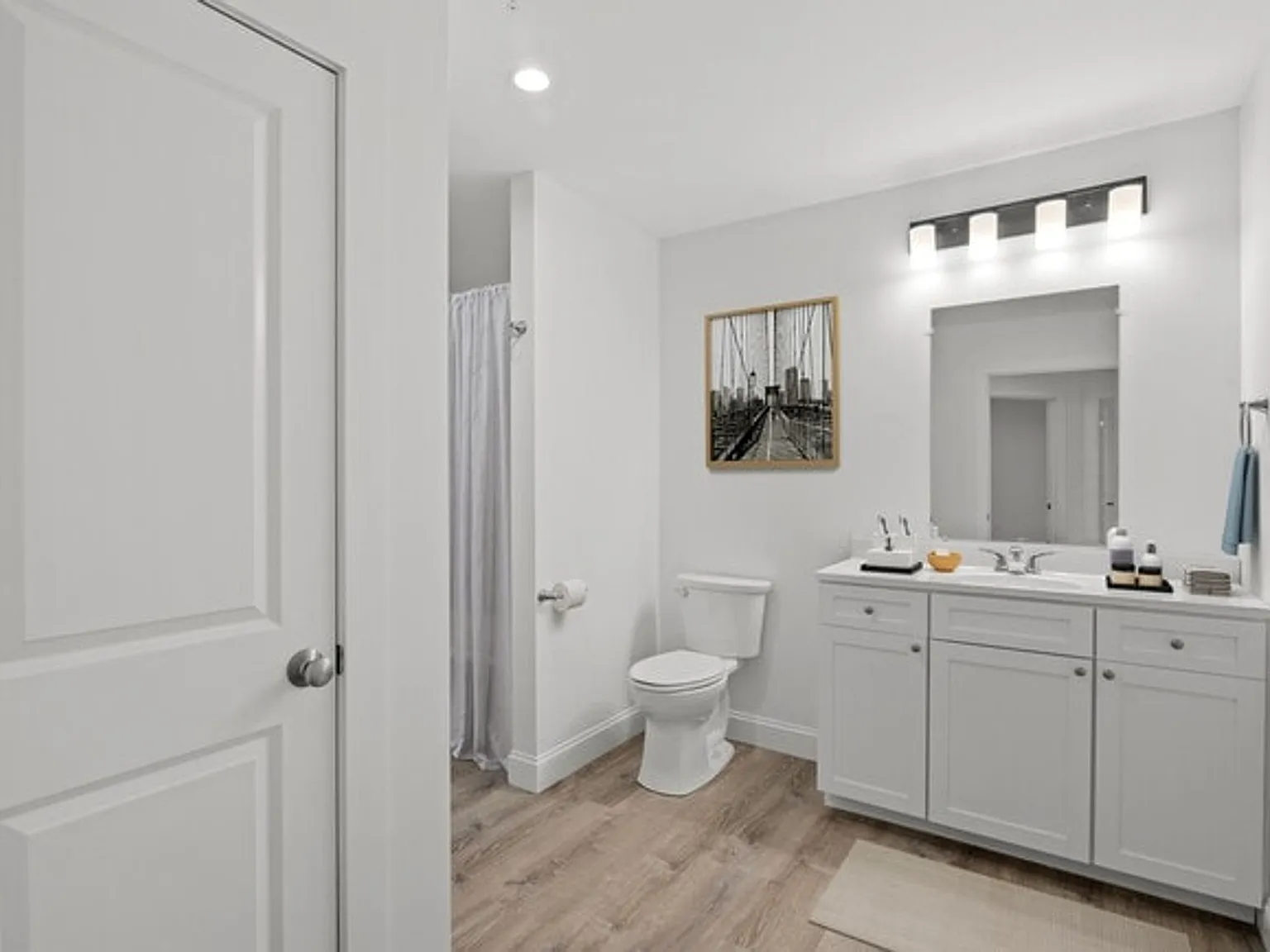 Winchester Woods Apartments — Photo 4