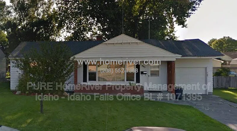 4 bed, 2.0 bath, 2100 sqft, $1,850 — Photo 1