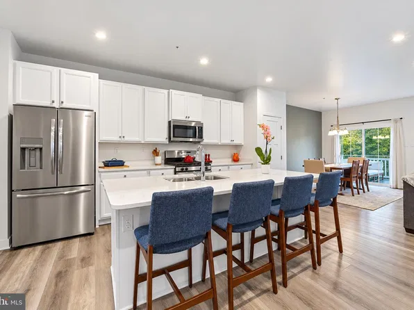7956 Milltown Cir, Cheltenham, PA 19012