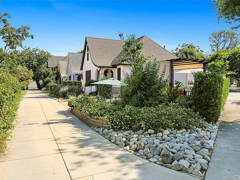 2101 Huntington Dr #A — Photo 21