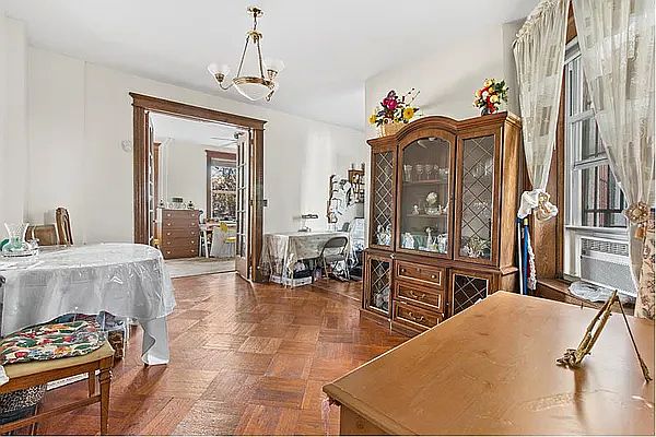 1st image of 4113 7th Ave APT 1