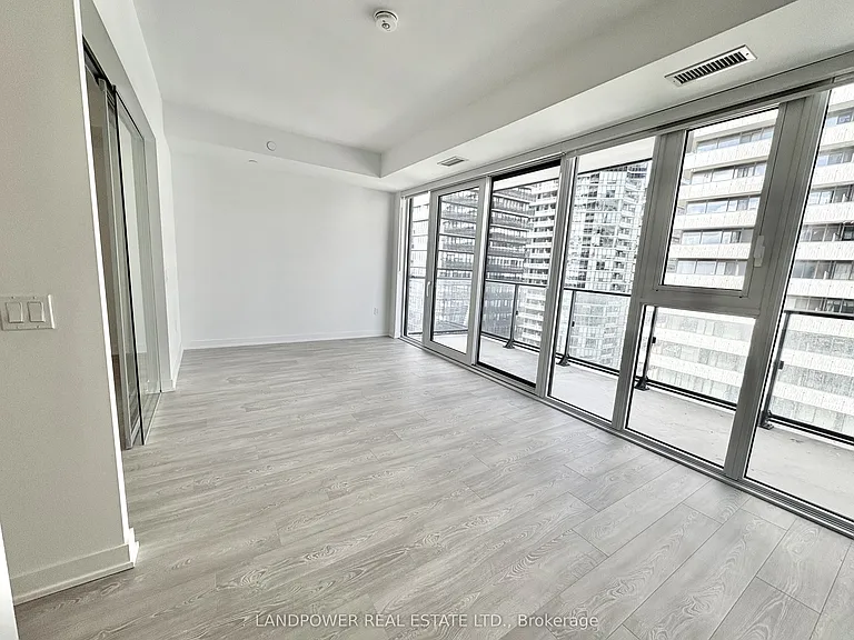 634 Church St #3811 — Photo 8