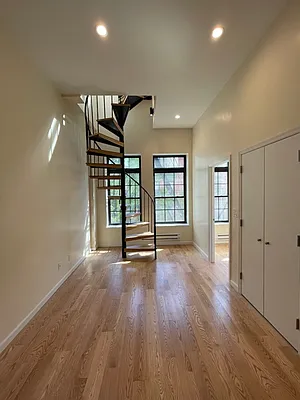 Rented by Bond New York | media 46