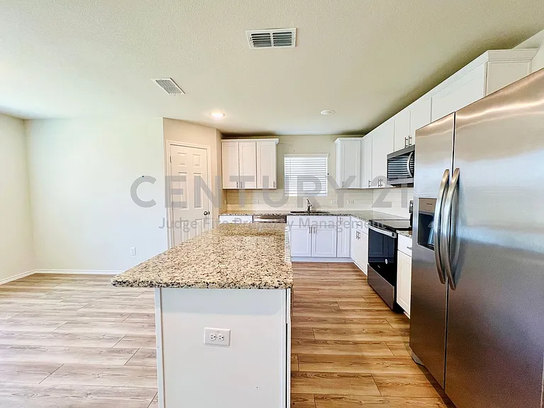 4649 Greyberry Dr — Photo 7