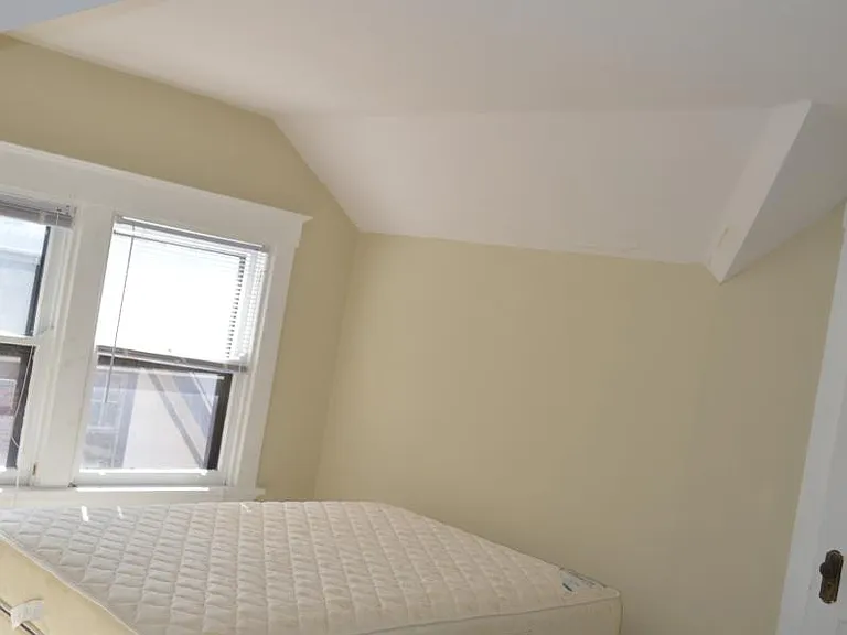 Bedroom photo 1