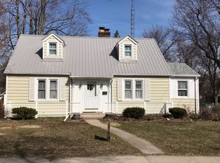 408 E Marion St, Nappanee, IN 46550