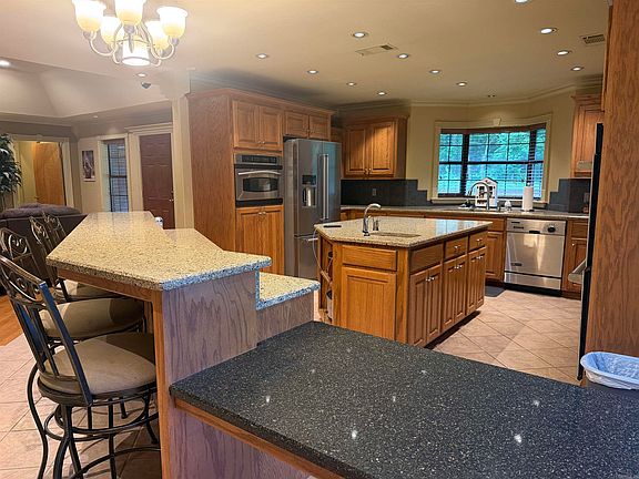 4th image of 9421 Jimbert Dr