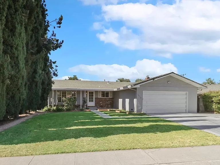 9036 New Dawn Dr — Photo 30