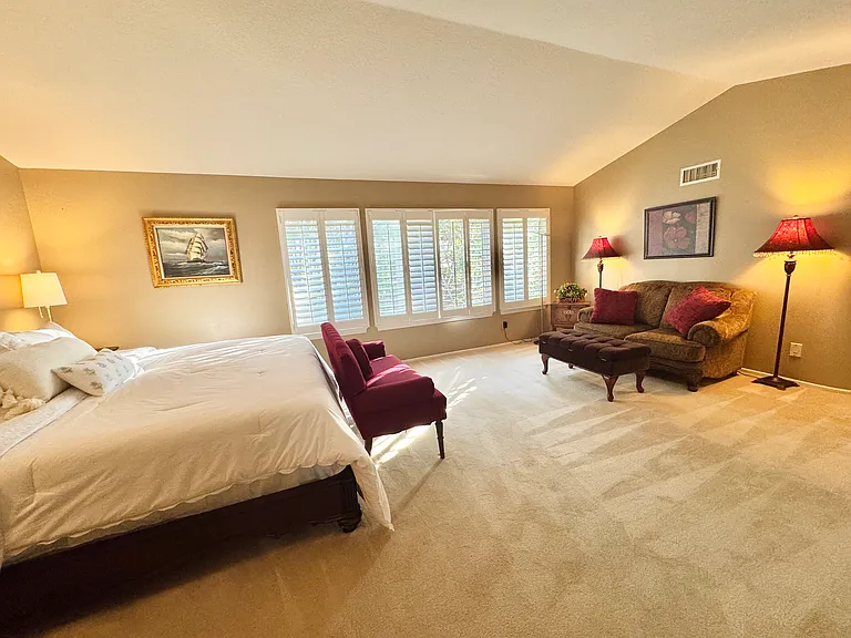1812 Fox Springs Cir — Photo 15