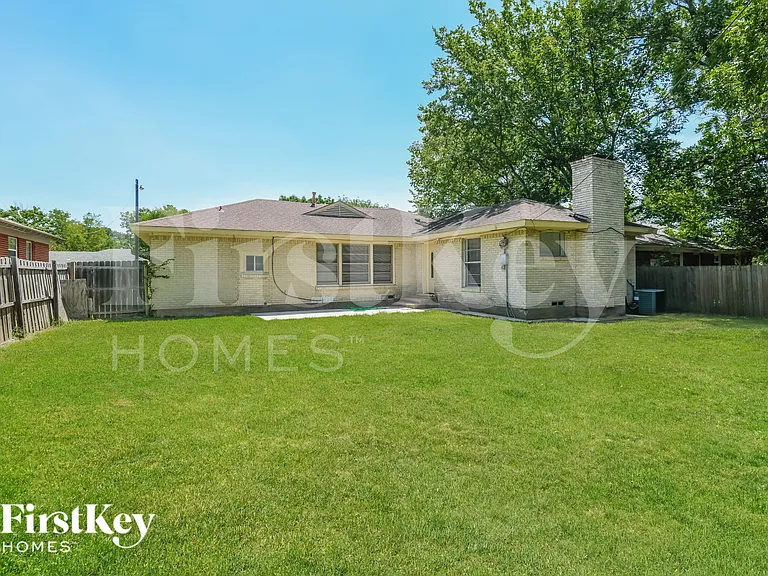 2217 Major Dr — Photo 18