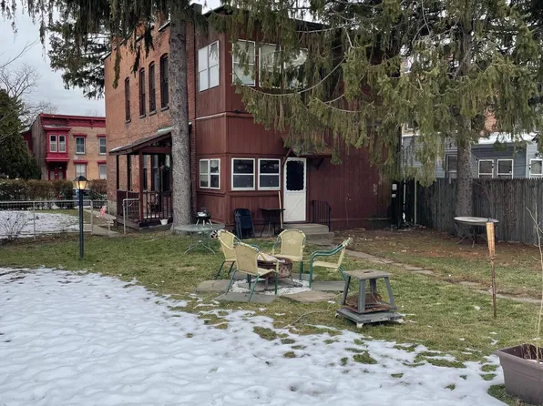 542 5th Ave Unit 1, Troy, NY 12182
