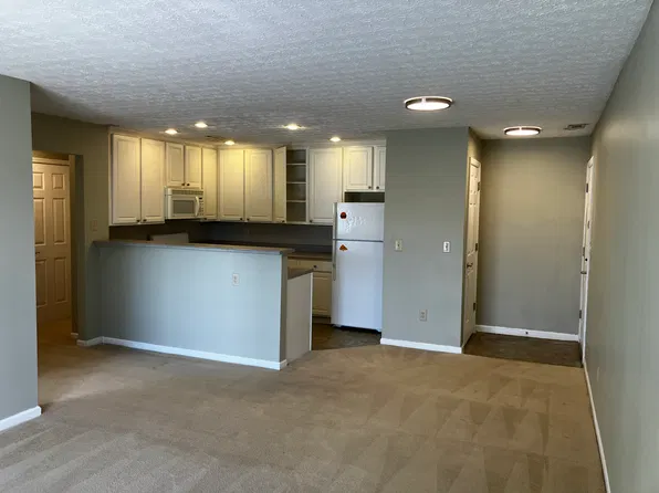 2730 Greystone Dr APT F, Columbus, OH 43220