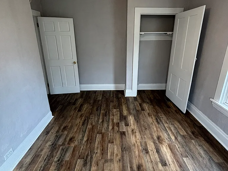 135 E 22nd Ave — Photo 10