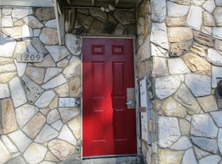 1209 Campbell St APT 7, Oakland, CA 94607