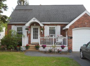 2170 Curry Rd, Schenectady, NY 12303