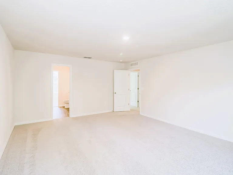 2951 W Juliet Pl — Photo 7