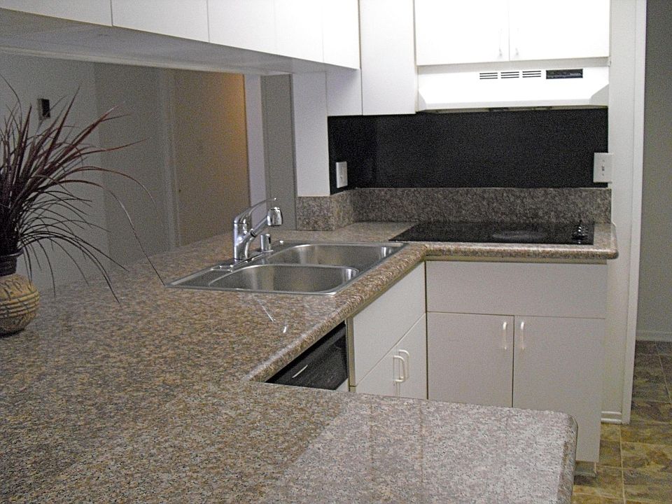 2nd image of 1300 Midvale Ave APT 206