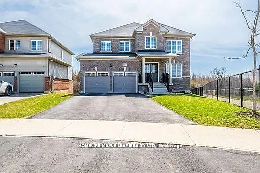 301 Moody St — Photo 1