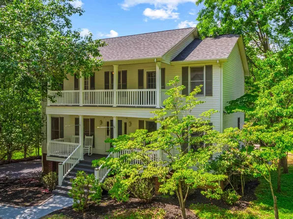 503 Sunrise Dr, Blacksburg, VA 24060