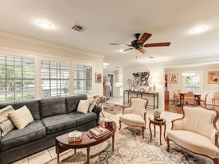 2602 Briarbrook Dr — Photo 4