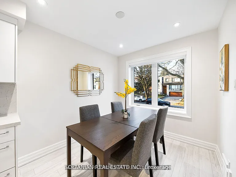71 Centre Ave #MAIN FLOOR — Photo 8