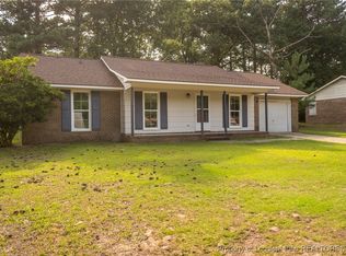 1040 Leslie Dr, Fayetteville, NC 28314