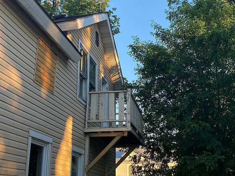 630 Chicago Ave — Photo 17