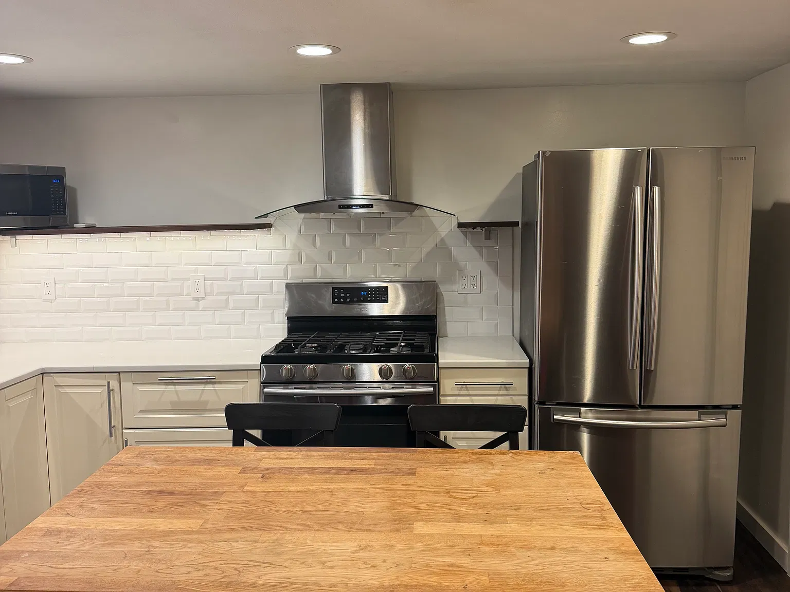 1 bed, 760 sqft, $1,600 — Photo 3