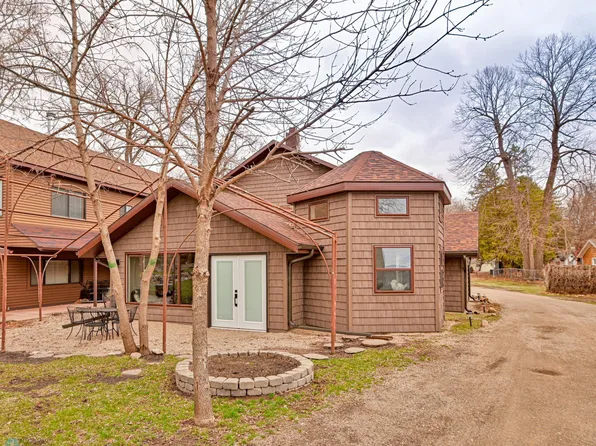 321 Park Lake Blvd Unit 2, Detroit Lakes, MN 56501