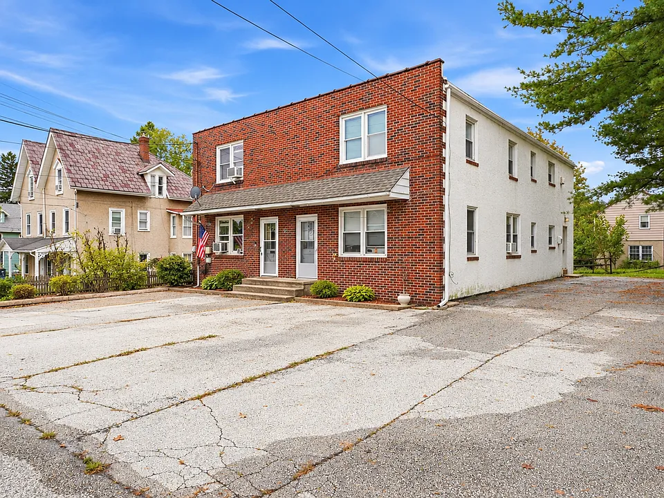 509 Bridge St