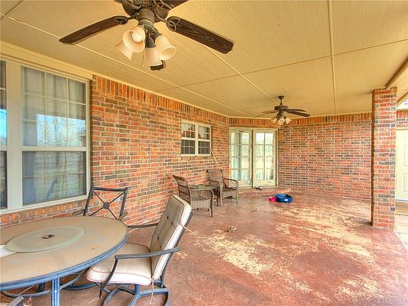 5th image of 3988 Deer Brook Trl