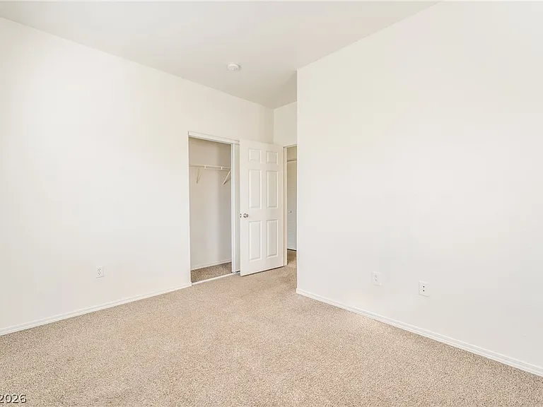 4730 E Craig Rd #1034 — Photo 14